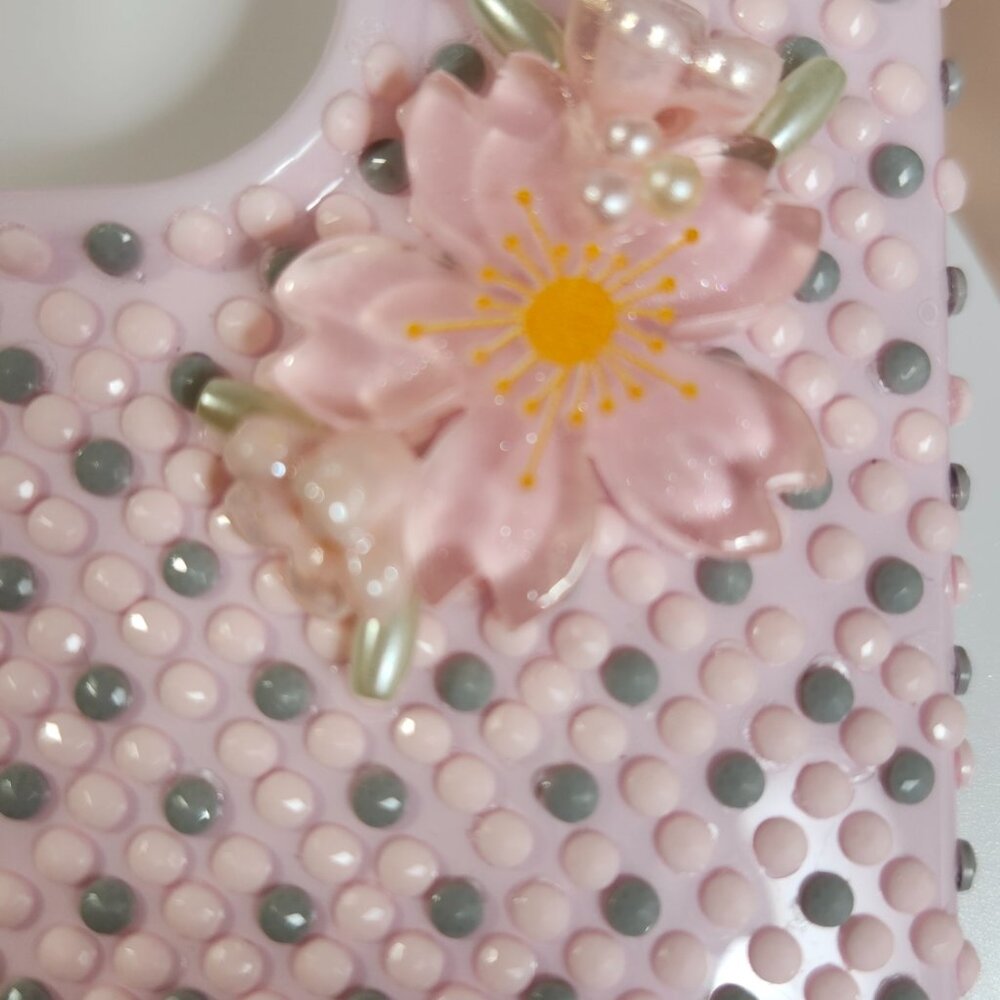 Handmade iPhone 16 Pro Cover - Picture 4 of 8